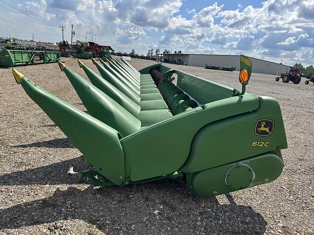 Image of John Deere 612C equipment image 2