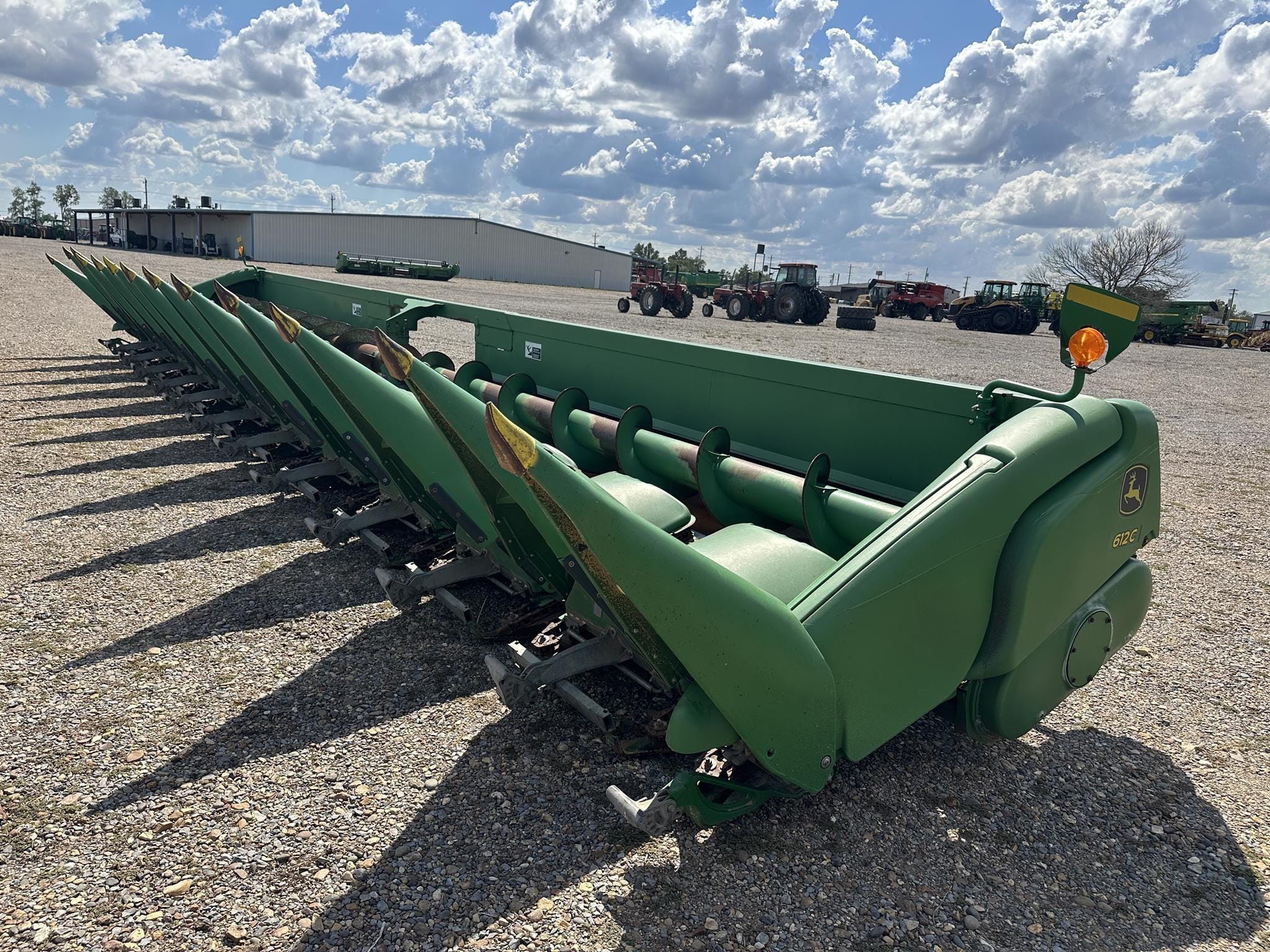 Main image John Deere 612C