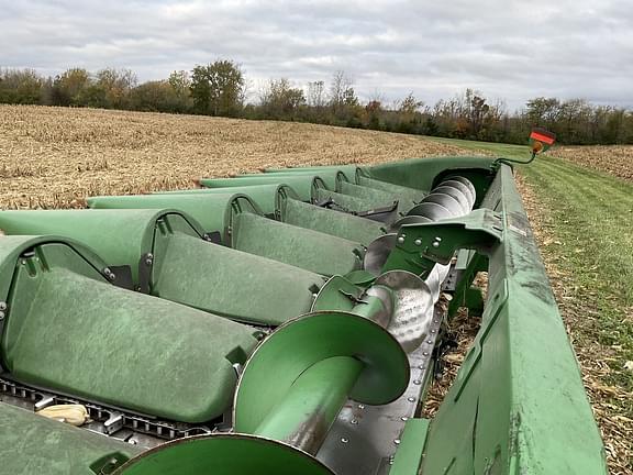 Image of John Deere 612C equipment image 3