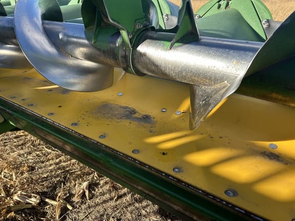 Image of John Deere 612C equipment image 2