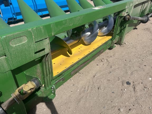 Image of John Deere 612C equipment image 2