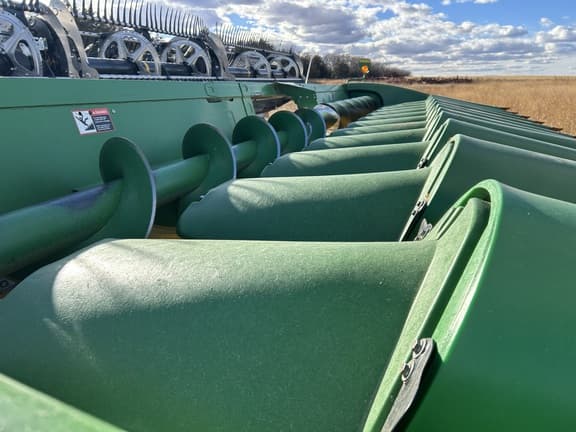 Image of John Deere 612C equipment image 3