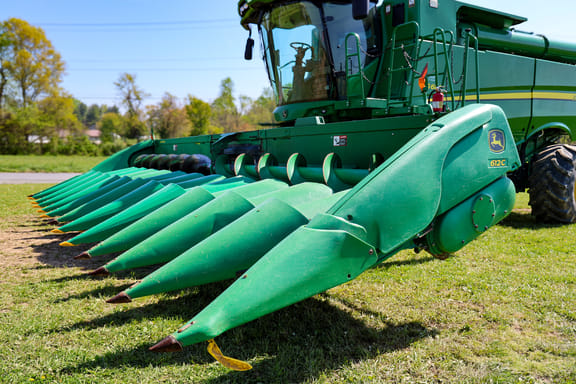 2013 John Deere 612C Equipment Image0
