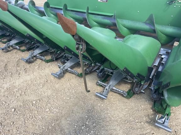 Image of John Deere 612C equipment image 2