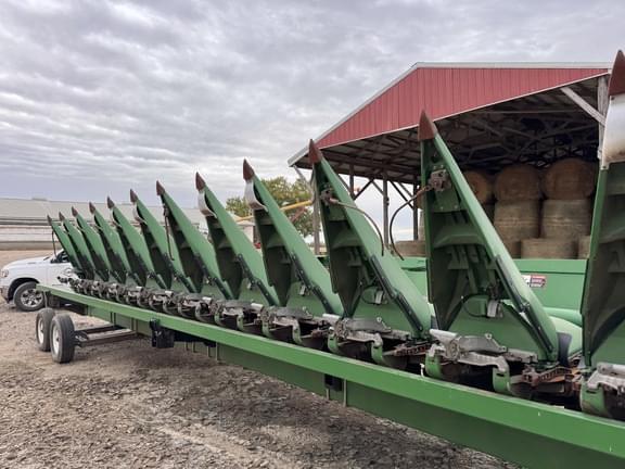 Image of John Deere 612C equipment image 4