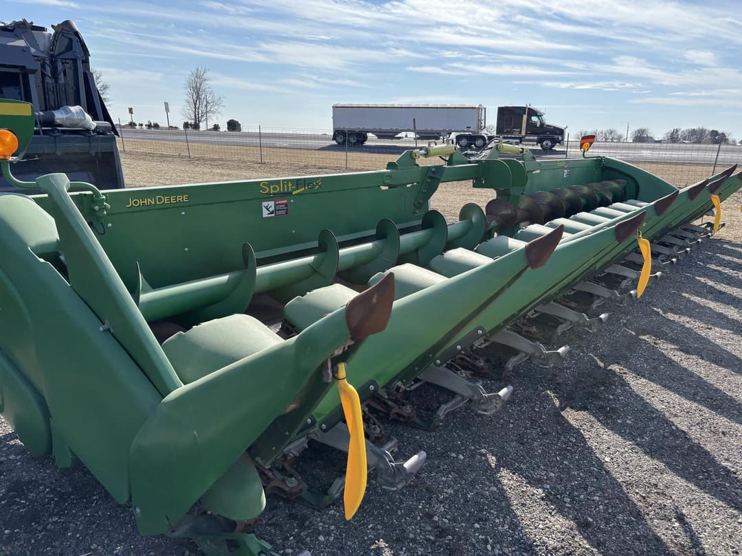 Image of John Deere 612C Primary image