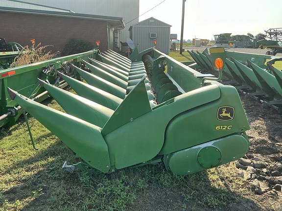 Image of John Deere 612C equipment image 2