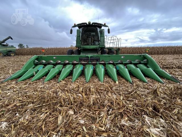 Image of John Deere 612C equipment image 1