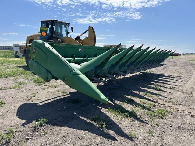 Image of John Deere 612C equipment image 4