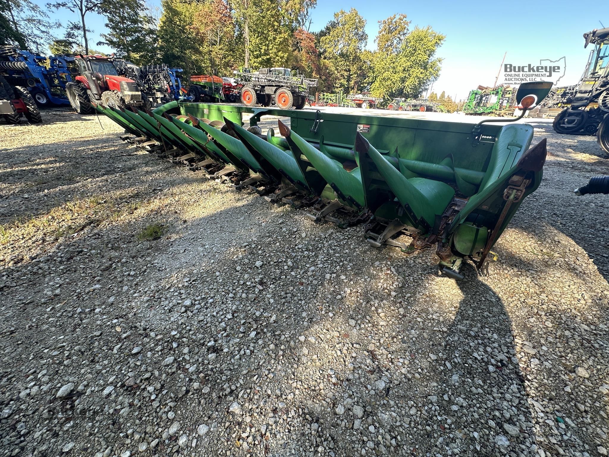 Main image John Deere 612C