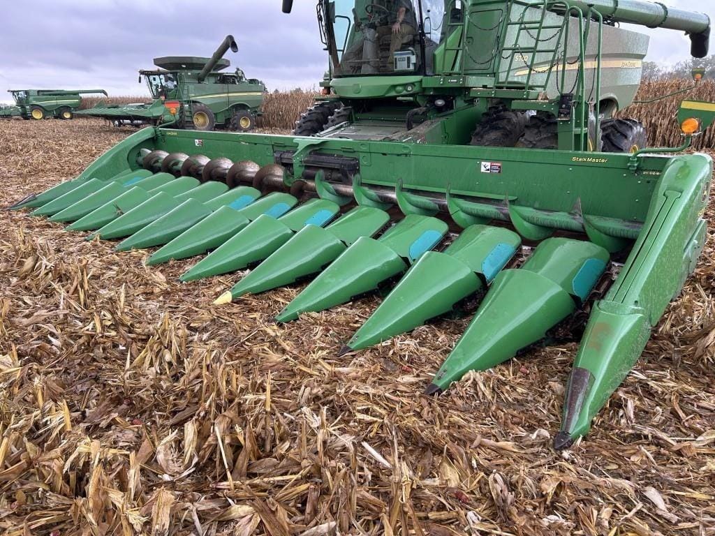 Main image John Deere 612C