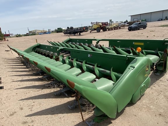 Main image John Deere 612C