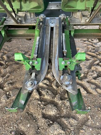 Image of John Deere 612C equipment image 2