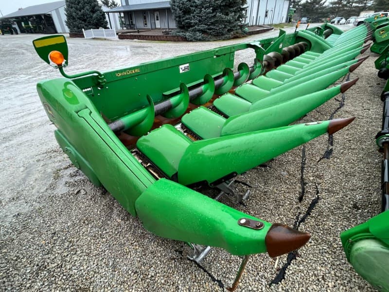 Image of John Deere 612C Primary image