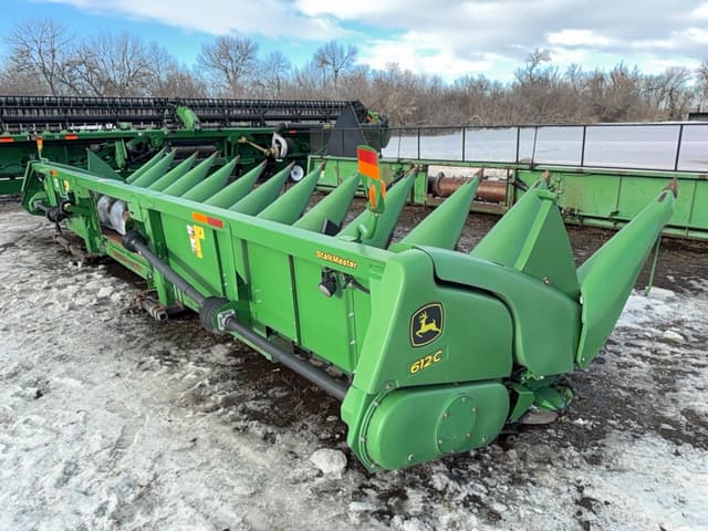 Image of John Deere 612C equipment image 1