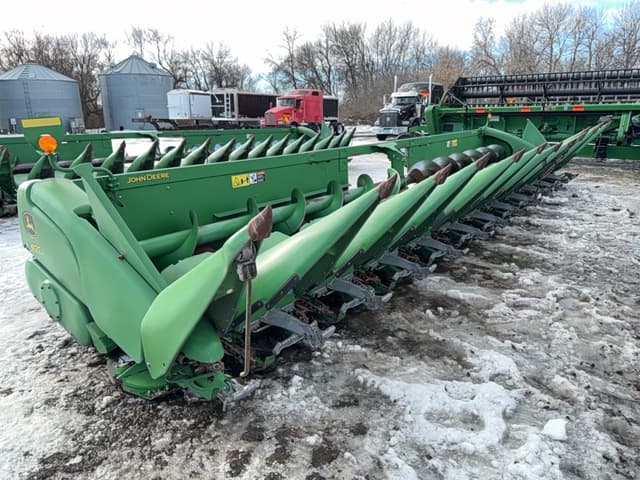 Image of John Deere 612C equipment image 3