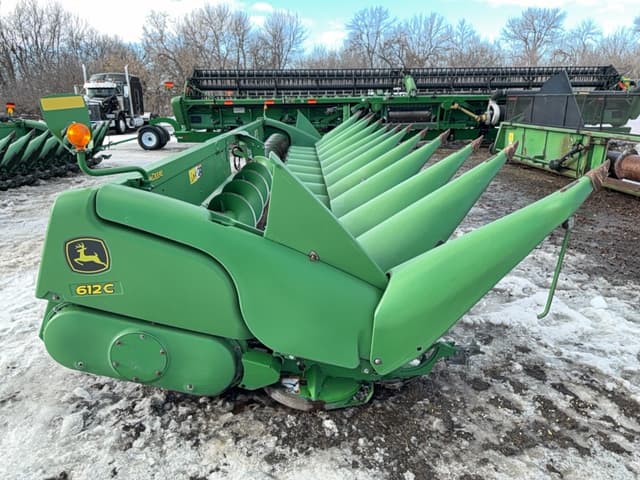 Image of John Deere 612C equipment image 2