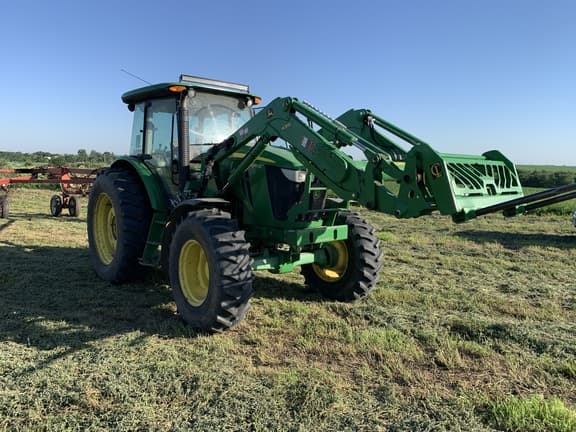 Image of John Deere 6130D equipment image 3