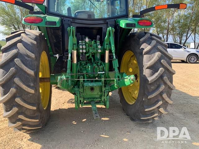 Image of John Deere 6140R equipment image 4