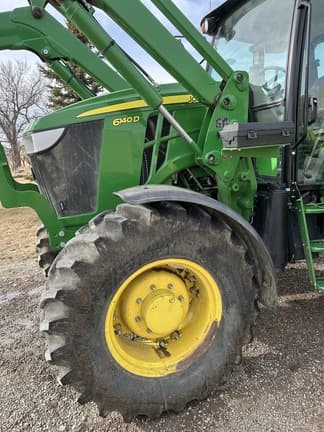 Image of John Deere 6140D equipment image 4