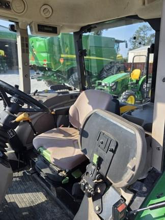 Image of John Deere 6140D equipment image 4