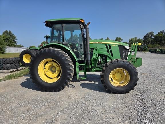 Image of John Deere 6140D equipment image 1