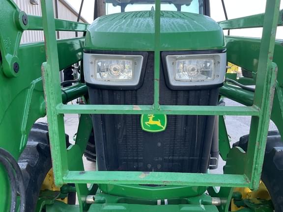 Image of John Deere 6140D equipment image 4
