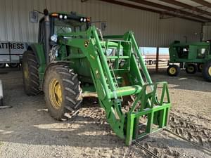 2013 John Deere 6140M Image