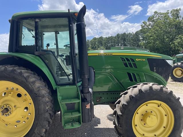 Image of John Deere 6140M equipment image 4