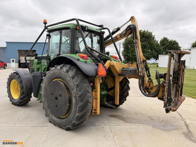 Image of John Deere 6140M equipment image 2