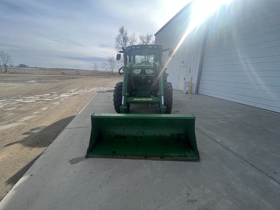Image of John Deere 6140R equipment image 4