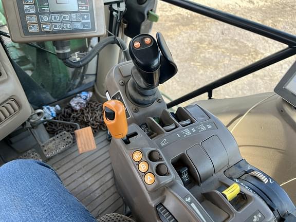 Image of John Deere 6140R equipment image 4