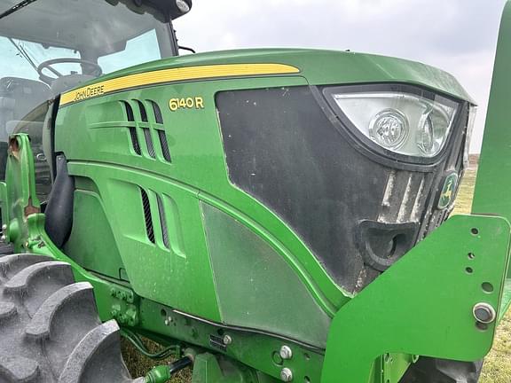 Image of John Deere 6140R equipment image 4