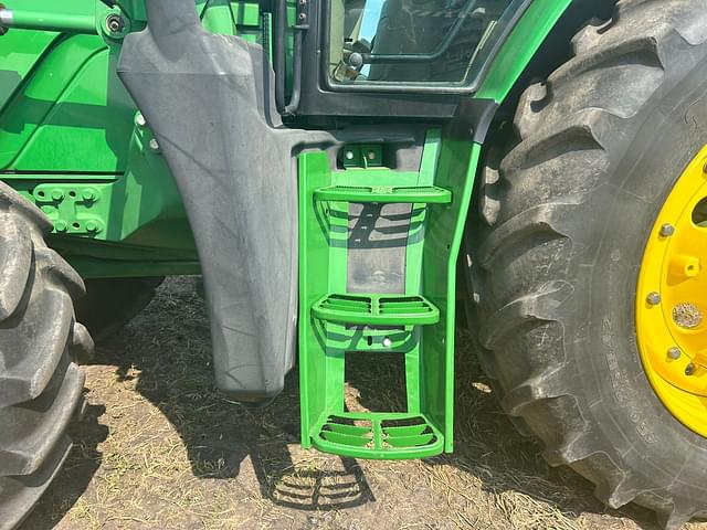 Image of John Deere 6140R equipment image 2