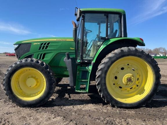 2013 John Deere 6150M Equipment Image0