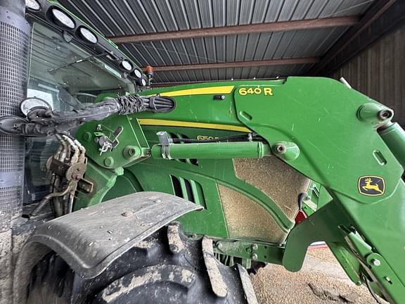 Image of John Deere 6150R equipment image 4