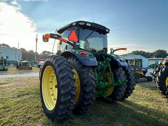 Image of John Deere 6150R equipment image 2