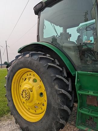 Image of John Deere 6150R equipment image 4