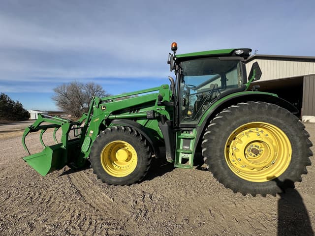 Image of John Deere 6150R equipment image 4