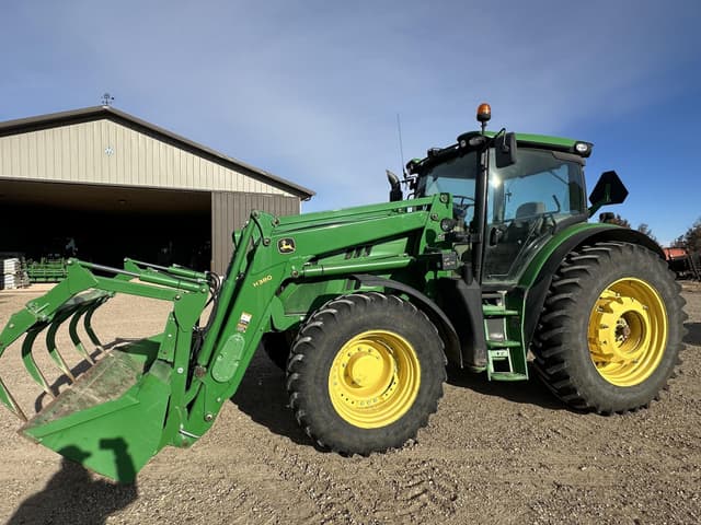 Image of John Deere 6150R equipment image 1