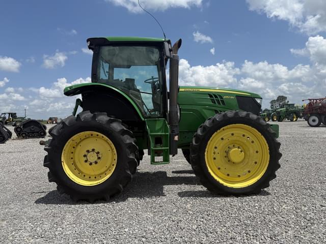Image of John Deere 6150RH equipment image 3