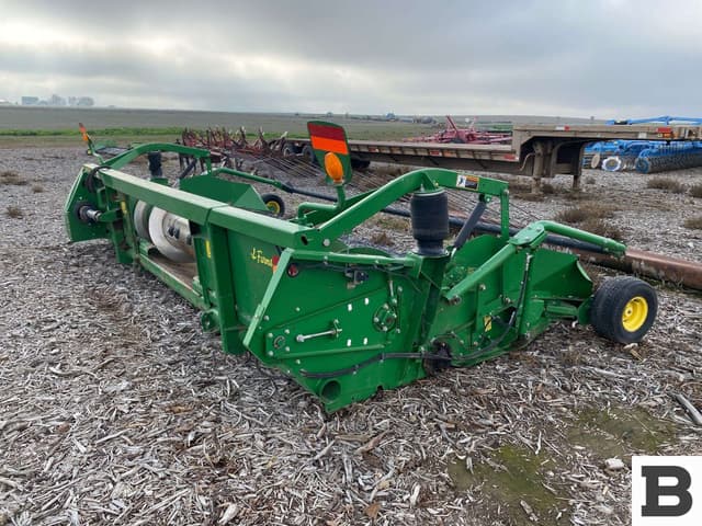 Image of John Deere 615P equipment image 4