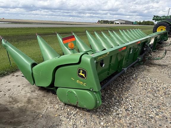 Image of John Deere 616C Primary image