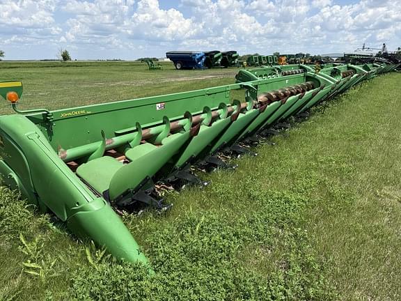 Image of John Deere 616C equipment image 3