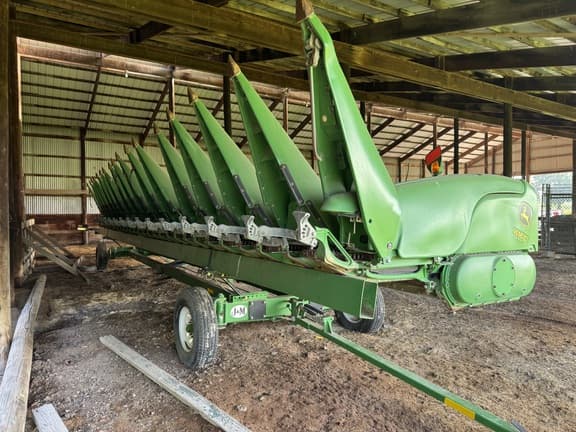 Image of John Deere 616C equipment image 1