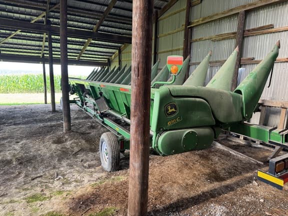 Image of John Deere 616C equipment image 2