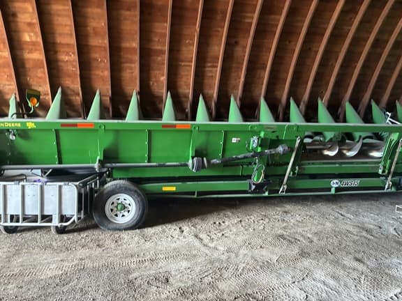 Image of John Deere 616C equipment image 1