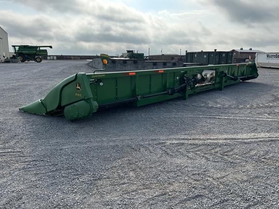 Image of John Deere 616C equipment image 2