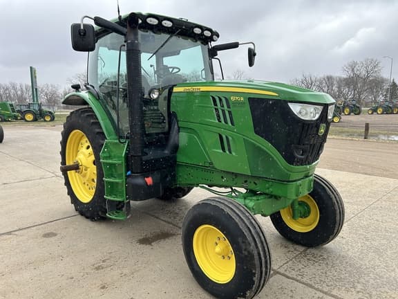 Image of John Deere 6170R equipment image 1