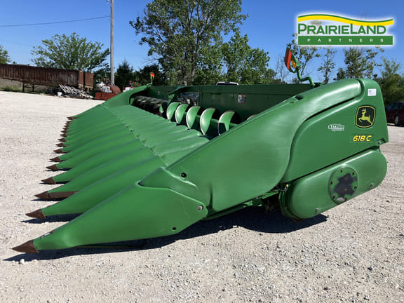 2013 John Deere 618C Equipment Image0